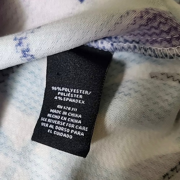 Ronni Nicole short sleeve top - Picture 5 of 5